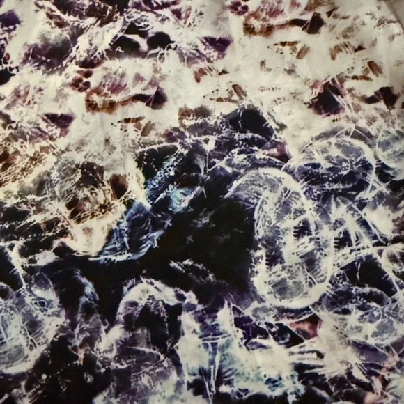 Philosophy Marbled Black and Cream Cropped Top Blouse size Small - EUC - Picture 11 of 13